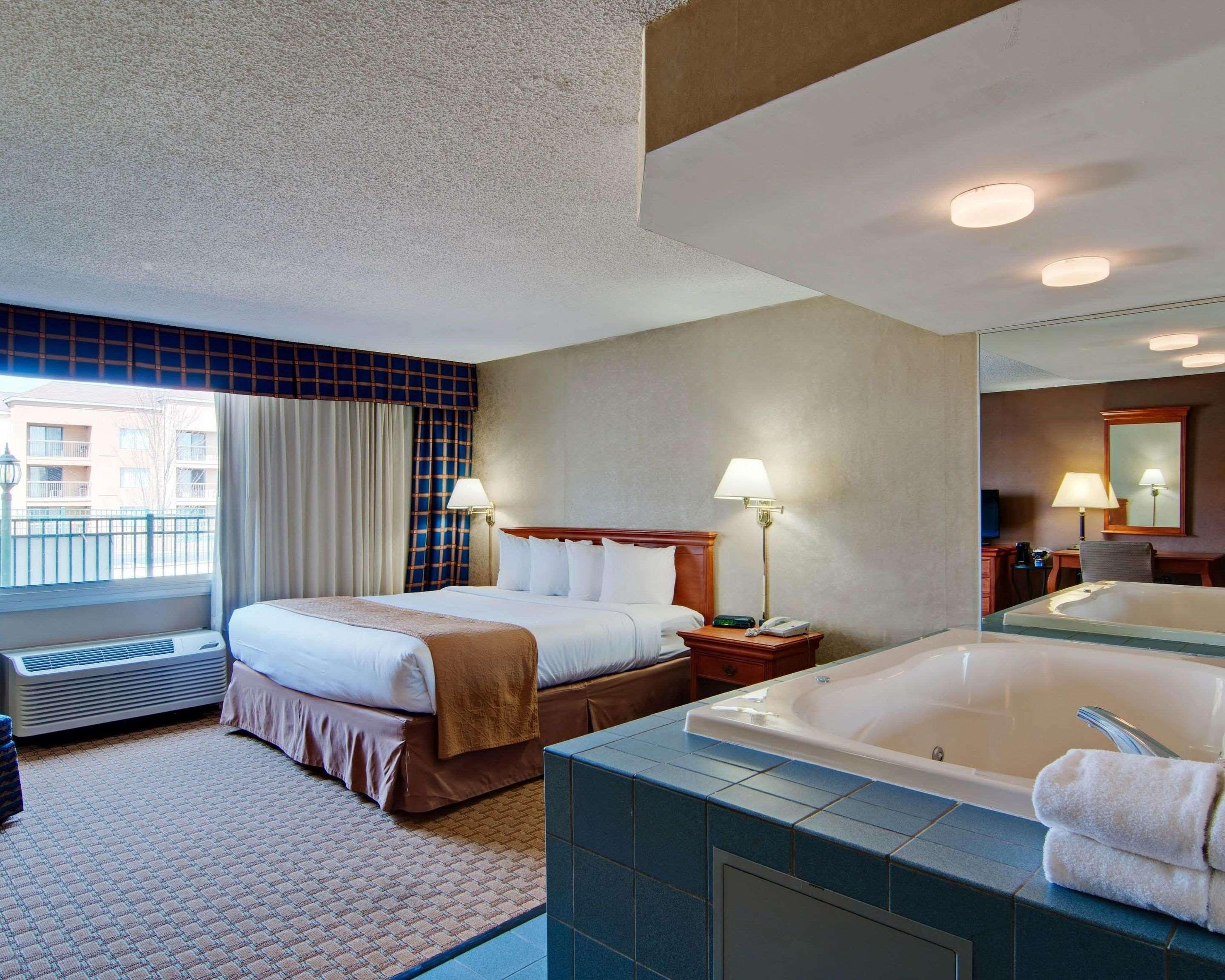 Quality Inn Бекли Экстерьер фото